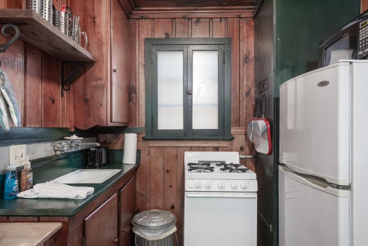 Cozy Cabin, 2 Bedrooms, Fireplace, Midtown, Sleeps 5 Руідозо Екстер'єр фото